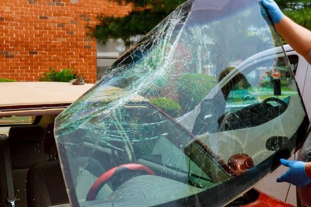 Windshield Repair Reseda CA Master Mobile Auto Glass